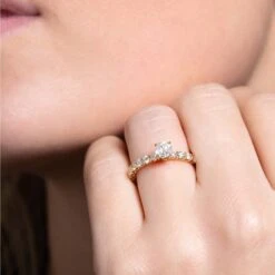 Chisholm Hunter 18ct Yellow Gold Brilliant 1.40ct Diamond Solitaire -Chisholm Hunter 1 001 01 0292 om 3