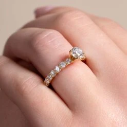 Chisholm Hunter 18ct Yellow Gold Brilliant 1.90ct Diamond Solitaire Ring