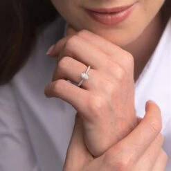 Chisholm Hunter Platinum Oval Cut 0.75ct Diamond Solitaire Ring -Chisholm Hunter 1 001 22 0011 3