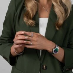 Chisholm Hunter 9ct White Gold Oval Cut 0.50ct Diamond Halo Solitaire Ring -Chisholm Hunter 1 001 32 0032 om c 1