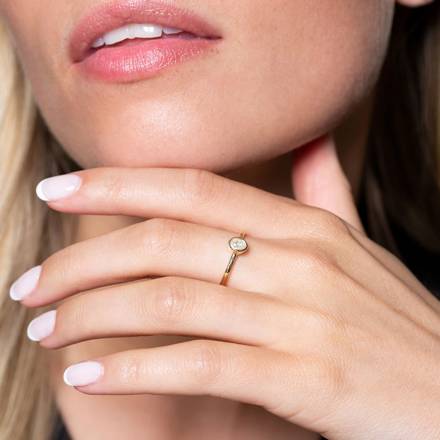 Chisholm Hunter 9ct Yellow Gold Oval Cut 0.25ct Diamond Solitaire Ring 4 Chisholm Hunter 9ct Yellow Gold Oval Cut 0.25ct Diamond Solitaire Ring - Image 2