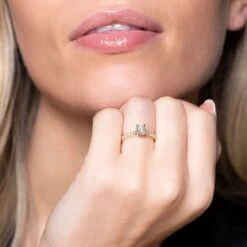 Chisholm Hunter 18ct Yellow Gold Brilliant Cut 0.70ct Diamond Solitaire Ring 18 Chisholm Hunter 18ct Yellow Gold Brilliant Cut 0.70ct Diamond Solitaire Ring -Chisholm Hunter 1 001 93 0047 ls 1