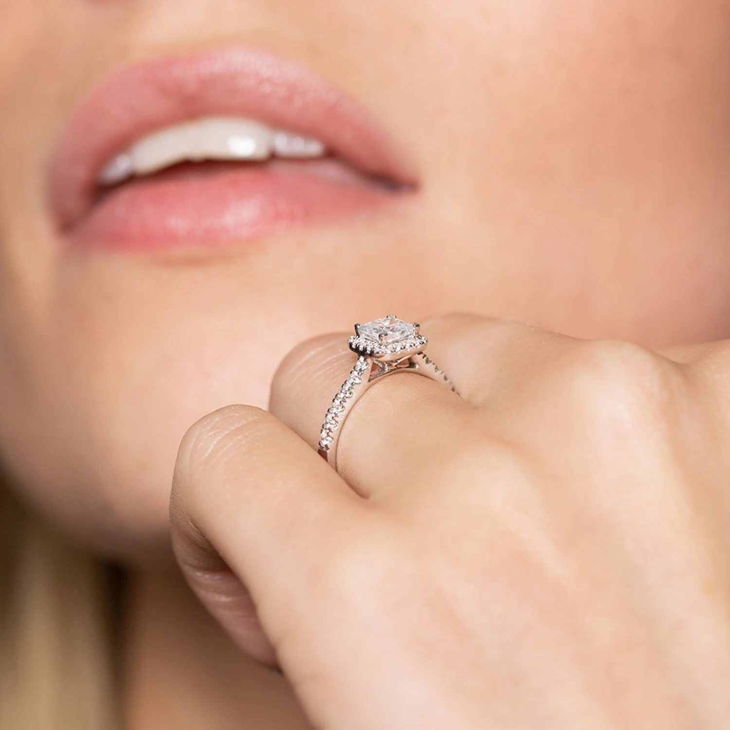 Chisholm Hunter Platinum Princess Cut 0.90ct Diamond Halo Ring 5 Chisholm Hunter Platinum Princess Cut 0.90ct Diamond Halo Ring - Image 3