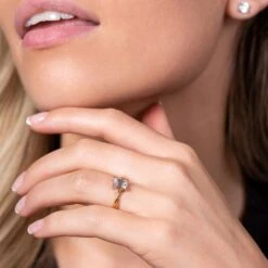 Chisholm Hunter 18ct Yellow Gold Emerald Cut 1.00ct Solitaire -Chisholm Hunter 1 002 02 0010 1 1