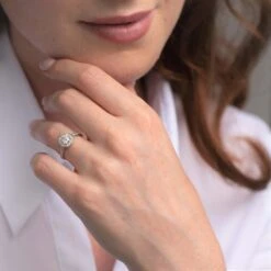 Chisholm Hunter Platinum Brilliant Cut 0.70ct Diamond Halo Solitaire Ring 12 Chisholm Hunter Platinum Brilliant Cut 0.70ct Diamond Halo Solitaire Ring -Chisholm Hunter 1 002 19 0220 4