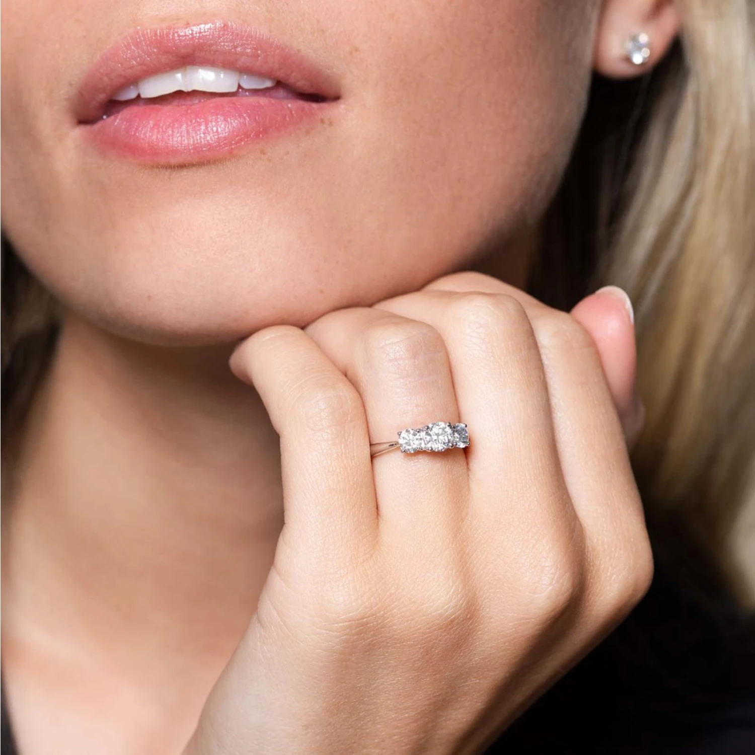 Chisholm Hunter 18ct White Gold 1.25ct Diamond Three Stone Ring 7 Chisholm Hunter 18ct White Gold 1.25ct Diamond Three Stone Ring - Image 5