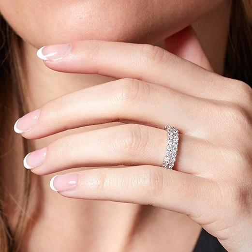 Chisholm Hunter 9ct White Gold Brilliant Cut 1.00ct Diamond Double Row Eternity 7 Chisholm Hunter 9ct White Gold Brilliant Cut 1.00ct Diamond Double Row Eternity - Image 5