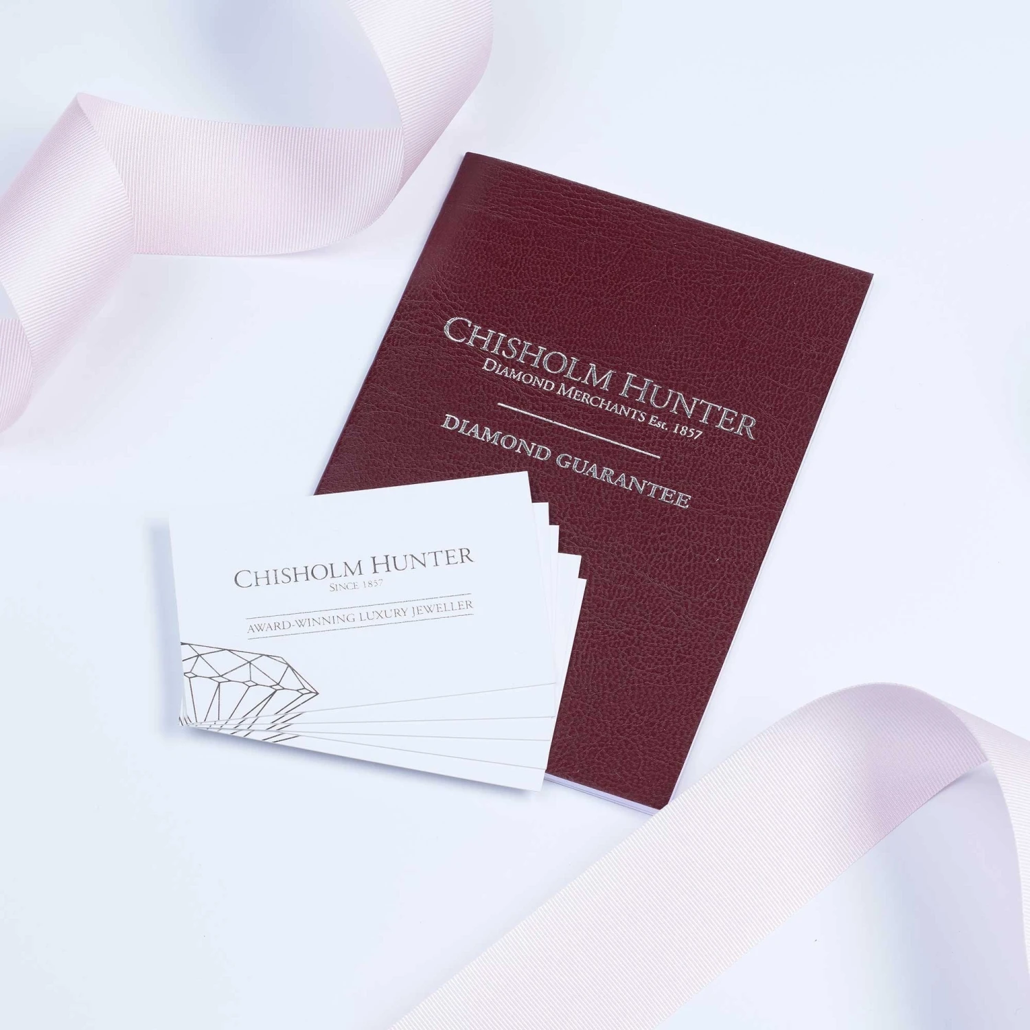 Chisholm Hunter 18ct Yellow Gold Baguette And Brilliant Cut 0.45ct Diamond Cluster Ring 7 Chisholm Hunter 18ct Yellow Gold Baguette And Brilliant Cut 0.45ct Diamond Cluster Ring - Image 5