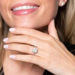 Chisholm Hunter Platinum Brilliant Cut 1.00ct Diamond Cluster Ring -Chisholm Hunter 1 008 03 0185 om 2