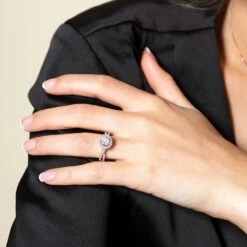 Chisholm Hunter 9ct White Gold Brilliant Cut 0.75ct Diamond Cluster Ring -Chisholm Hunter 1 008 04 0198 om 1