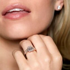 Chisholm Hunter 18ct Rose Gold Baguette Cut 1.75ct Diamond Cluster Ring 26 Chisholm Hunter 18ct Rose Gold Baguette Cut 1.75ct Diamond Cluster Ring -Chisholm Hunter 1 008 06 0017 om 1