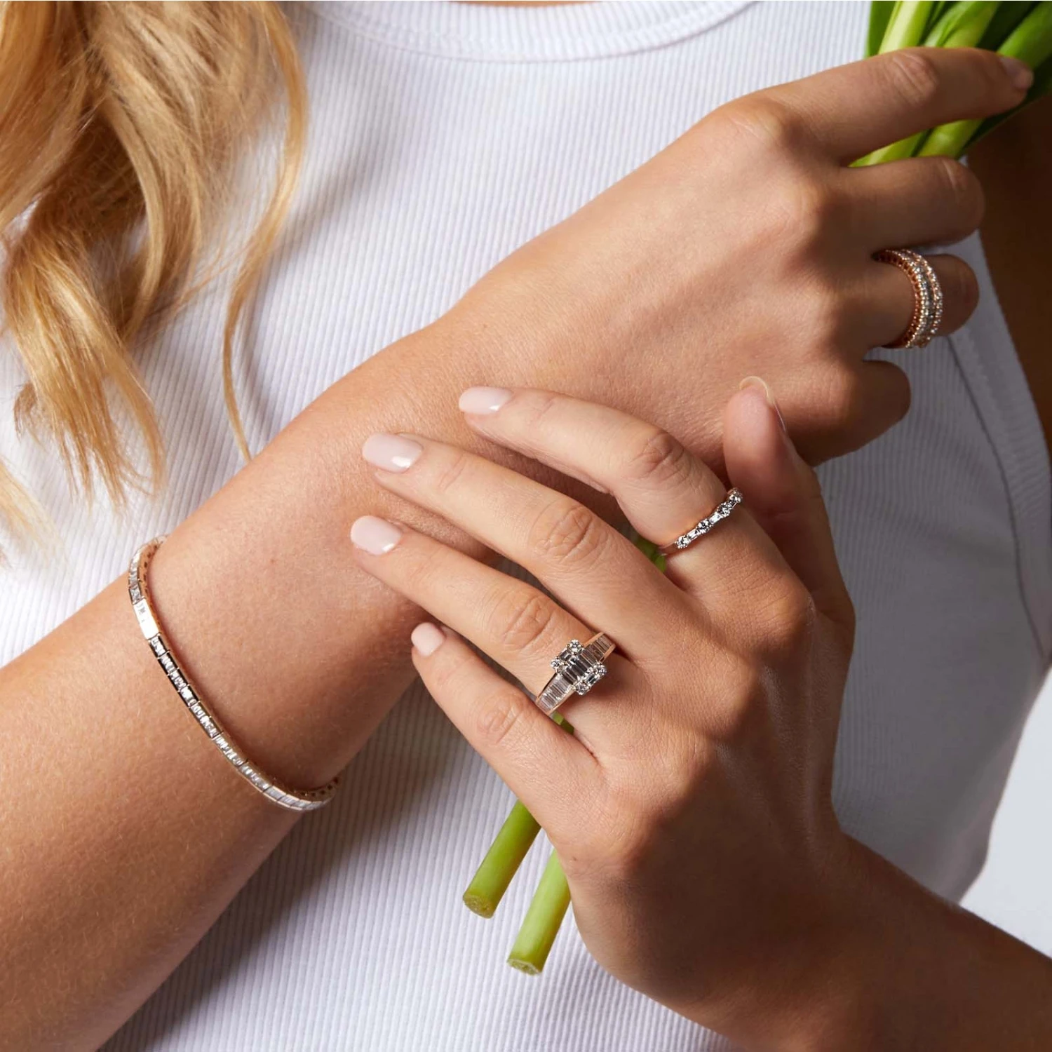 Chisholm Hunter 18ct Rose Gold Baguette Cut 1.75ct Diamond Cluster Ring 4 Chisholm Hunter 18ct Rose Gold Baguette Cut 1.75ct Diamond Cluster Ring - Image 2