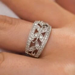 Chisholm Hunter 1857 9ct White Gold Brilliant Cut 0.50ct Diamond Fancy -Chisholm Hunter 1 010 04 0222 lifestyle