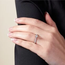 Chisholm Hunter Platinum Round Brilliant 0.50ct Lab Grown Diamond Solitaire Ring -Chisholm Hunter 1 031 01 0005 om 2