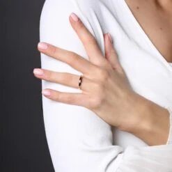 Chisholm Hunter 18ct Yellow Gold D-Shape 3mm Wedding Ring 6 Chisholm Hunter 18ct Yellow Gold D-Shape 3mm Wedding Ring -Chisholm Hunter 12 101 04 0086 lifestyle