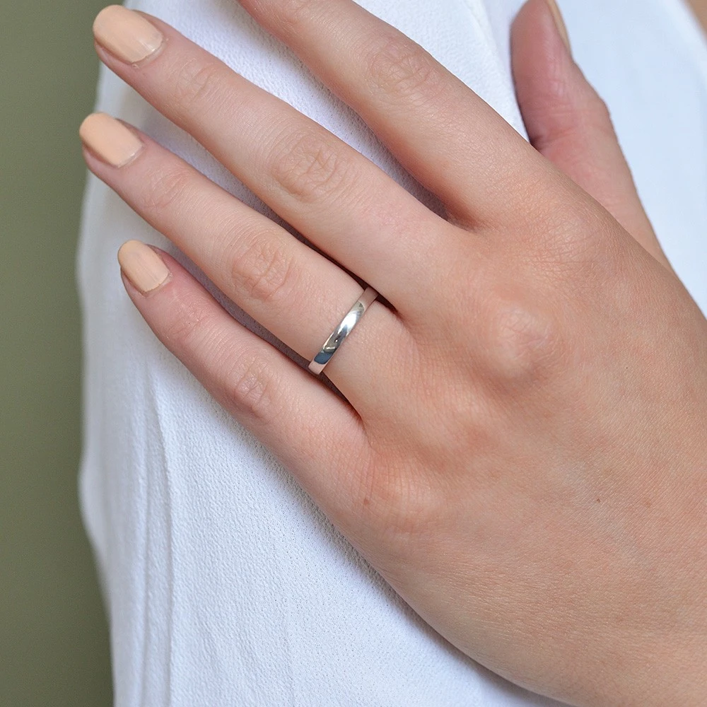 Chisholm Hunter 18ct White Gold Low Domed Court Wedding Ring 2.5mm 4 Chisholm Hunter 18ct White Gold Low Domed Court Wedding Ring 2.5mm - Image 2