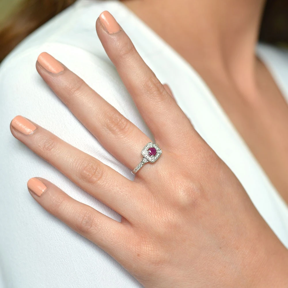 Chisholm Hunter 18ct White Gold 0.25ct Ruby Halo Ring 7 Chisholm Hunter 18ct White Gold 0.25ct Ruby Halo Ring - Image 5