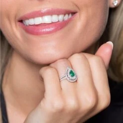 Chisholm Hunter 18ct White Gold Pear Cut 0.75ct Emerald & Diamond Halo Ring -Chisholm Hunter 13 112 01 0065 om 1