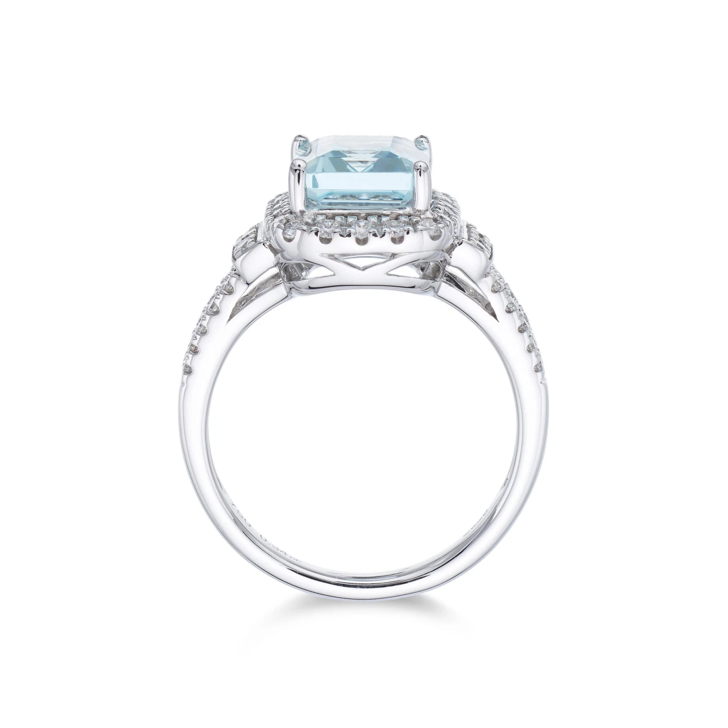 Chisholm Hunter 18ct White Gold Brilliant Cut Diamond And Baguette Cut Aquamarine 0.34ct And 2.50ct Cluster Ring 6 Chisholm Hunter 18ct White Gold Brilliant Cut Diamond And Baguette Cut Aquamarine 0.34ct And 2.50ct Cluster Ring - Image 4