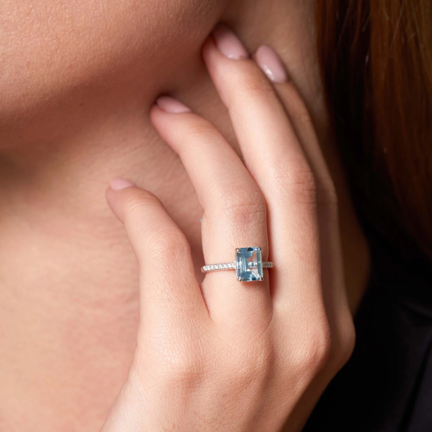 Chisholm Hunter 18ct White Gold 0.14ct Diamond And 2.00ct Aquamarine Solitaire 6 Chisholm Hunter 18ct White Gold 0.14ct Diamond And 2.00ct Aquamarine Solitaire - Image 4