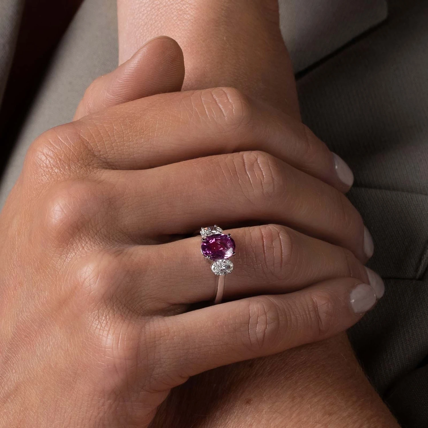 Chisholm Hunter 18ct White Gold 0.83ct Diamond 2.28ct Pink Sapphire Three Stone 4 Chisholm Hunter 18ct White Gold 0.83ct Diamond 2.28ct Pink Sapphire Three Stone - Image 2