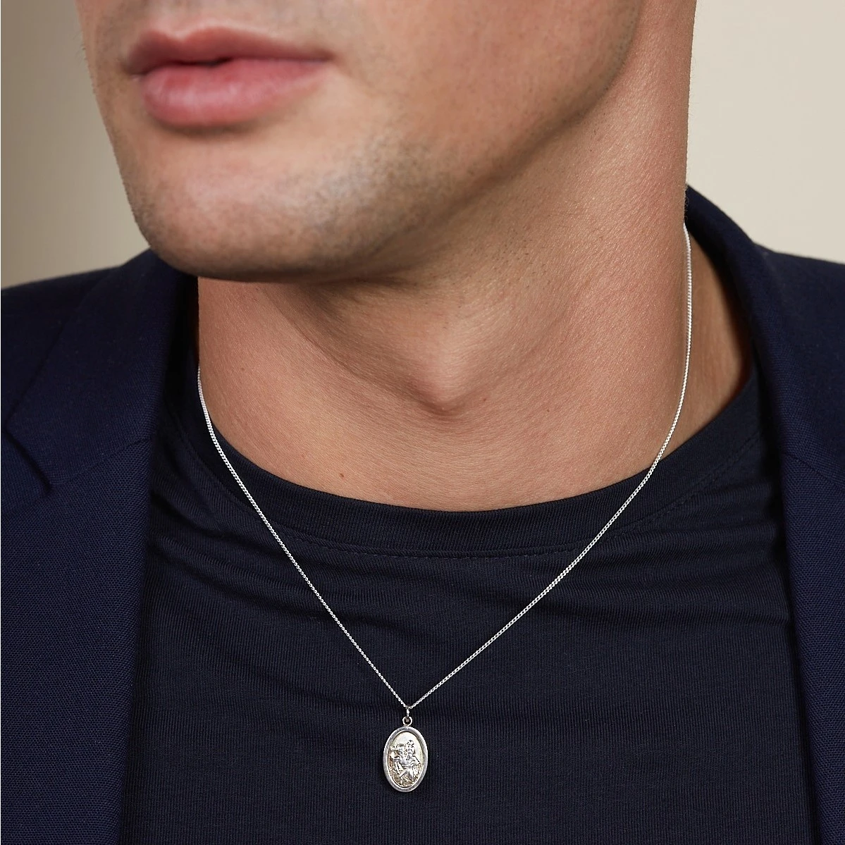 Chisholm Hunter Silver Mini St Christopher Pendant 5 Chisholm Hunter Silver Mini St Christopher Pendant - Image 3