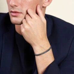 Chisholm Hunter Sterling Silver Herringbone Cuff Bangle 11 Chisholm Hunter Sterling Silver Herringbone Cuff Bangle -Chisholm Hunter 14 154 05 0005 ls 1