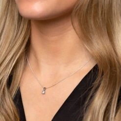 Chisholm Hunter 18ct White Gold Brilliant Cut 0.33ct Diamond Pendant 9 Chisholm Hunter 18ct White Gold Brilliant Cut 0.33ct Diamond Pendant -Chisholm Hunter 15 119 01 0095 18ct white gold brilliant cut 0.33ct diamond pendant 2