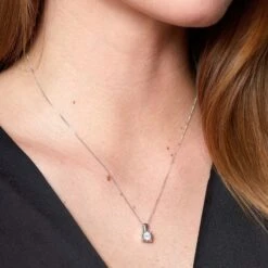 Chisholm Hunter 9ct White Gold Round Brilliant 0.50ct Diamond Illusion Set Pendant -Chisholm Hunter 15 119 11 0054 ls 2