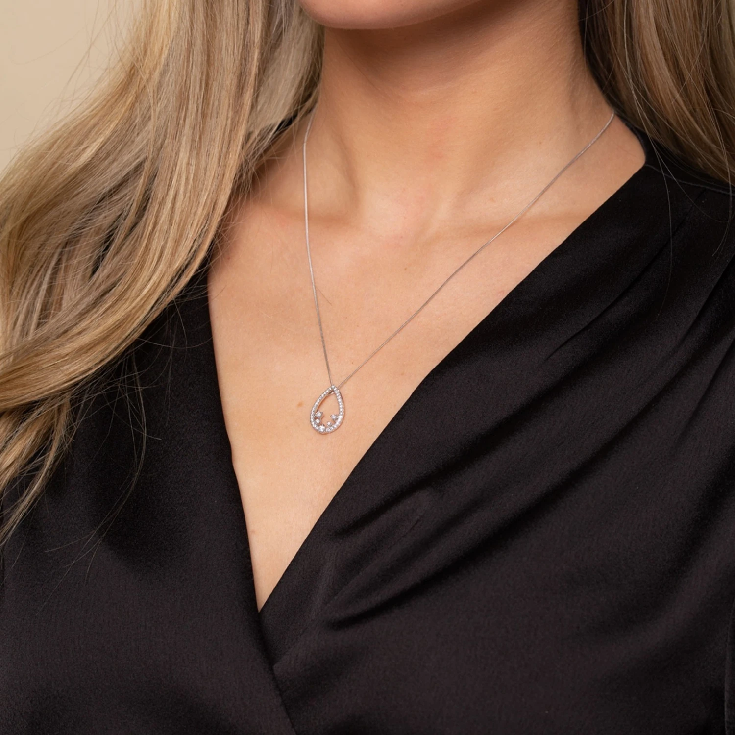 Chisholm Hunter 9ct White Gold Brilliant Cut Diamond 0.31ct Open Pear Shape Pendant 4 Chisholm Hunter 9ct White Gold Brilliant Cut Diamond 0.31ct Open Pear Shape Pendant - Image 2