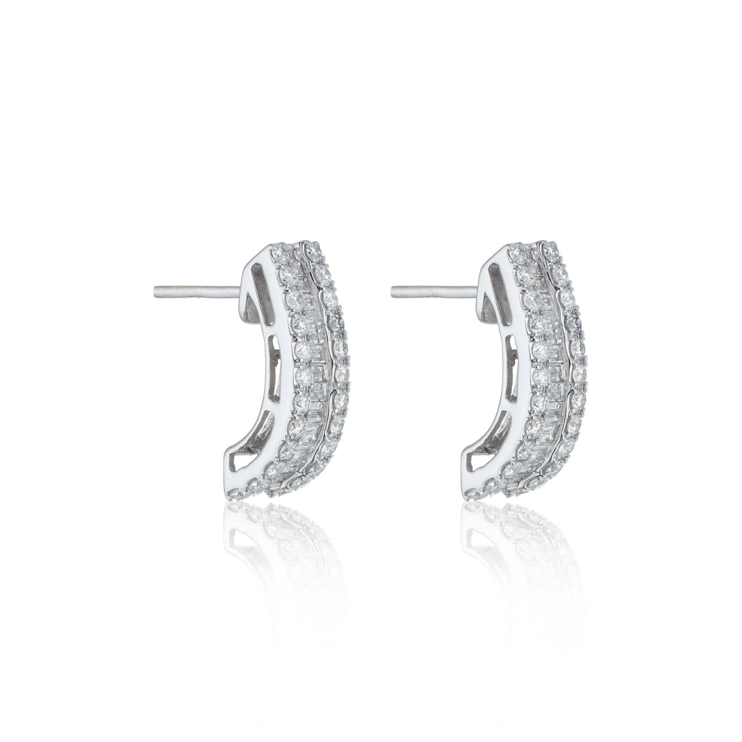 Chisholm Hunter 18ct White Gold Baguette And Brilliant Cut 1.00ct Diamond Bar Earrings 5 Chisholm Hunter 18ct White Gold Baguette And Brilliant Cut 1.00ct Diamond Bar Earrings - Image 3