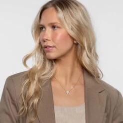 Chisholm Hunter 18ct Yellow Gold 0.50ct Mixed Cut Heart Cluster Earrings 13 Chisholm Hunter 18ct Yellow Gold 0.50ct Mixed Cut Heart Cluster Earrings -Chisholm Hunter 15 121 06 0021 om c 1