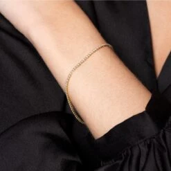 Chisholm Hunter 18ct Yellow Gold Brilliant Cut 1.00ct Diamond Bracelet