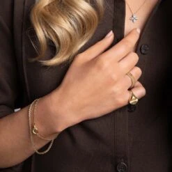 Chisholm Hunter 18ct Yellow Gold Brilliant Cut 1.25ct Diamond Tennis Bracelet 12 Chisholm Hunter 18ct Yellow Gold Brilliant Cut 1.25ct Diamond Tennis Bracelet -Chisholm Hunter 15 122 02 0049 om c 1