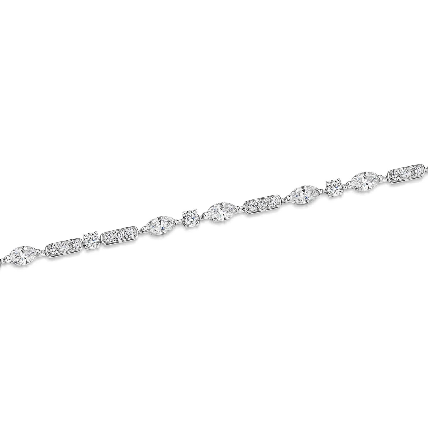 Chisholm Hunter 9ct White Gold Mixed Cut 4.21ct Diamond Bracelet 4 Chisholm Hunter 9ct White Gold Mixed Cut 4.21ct Diamond Bracelet - Image 2
