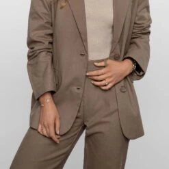 Chisholm Hunter 18ct Yellow Gold Mixed Cut 0.63ct Diamond Heart Cluster Bangle 15 Chisholm Hunter 18ct Yellow Gold Mixed Cut 0.63ct Diamond Heart Cluster Bangle -Chisholm Hunter 15 123 02 0021 om c 1