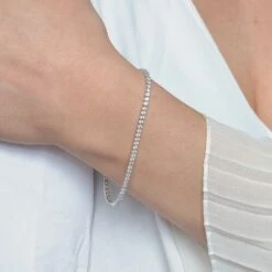 Chisholm Hunter 9ct White Gold Round Brilliant Cubic Zirconia Tennis Bracelet -Chisholm Hunter 17 138 01 0001 1