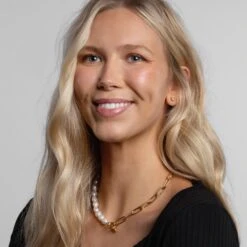 Chisholm Hunter Yellow Gold Plated 10-11mm Pearl Link T-Bar Necklace -Chisholm Hunter 19 147 05 0003 om c 1