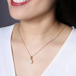 Chisholm Hunter -Chisholm Hunter 19 148 01 0017 lifestyle