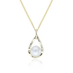 Chisholm Hunter 9ct Yellow Gold Pearl Teardrop Pendant