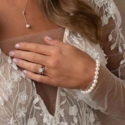 Chisholm Hunter 9ct Yellow Gold Pearl Bracelet -Chisholm Hunter 19 149 01 0011 omc 2