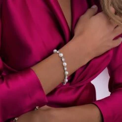 Chisholm Hunter Silver Freshwater Pearl And Cubic Zirconia Bracelet 10 Chisholm Hunter Silver Freshwater Pearl And Cubic Zirconia Bracelet -Chisholm Hunter 19 149 03 0001 om 2