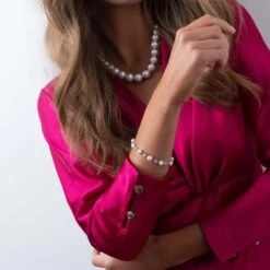 Chisholm Hunter Silver Freshwater Pearl And Cubic Zirconia Bracelet 9 Chisholm Hunter Silver Freshwater Pearl And Cubic Zirconia Bracelet -Chisholm Hunter 19 149 03 0001 om 3