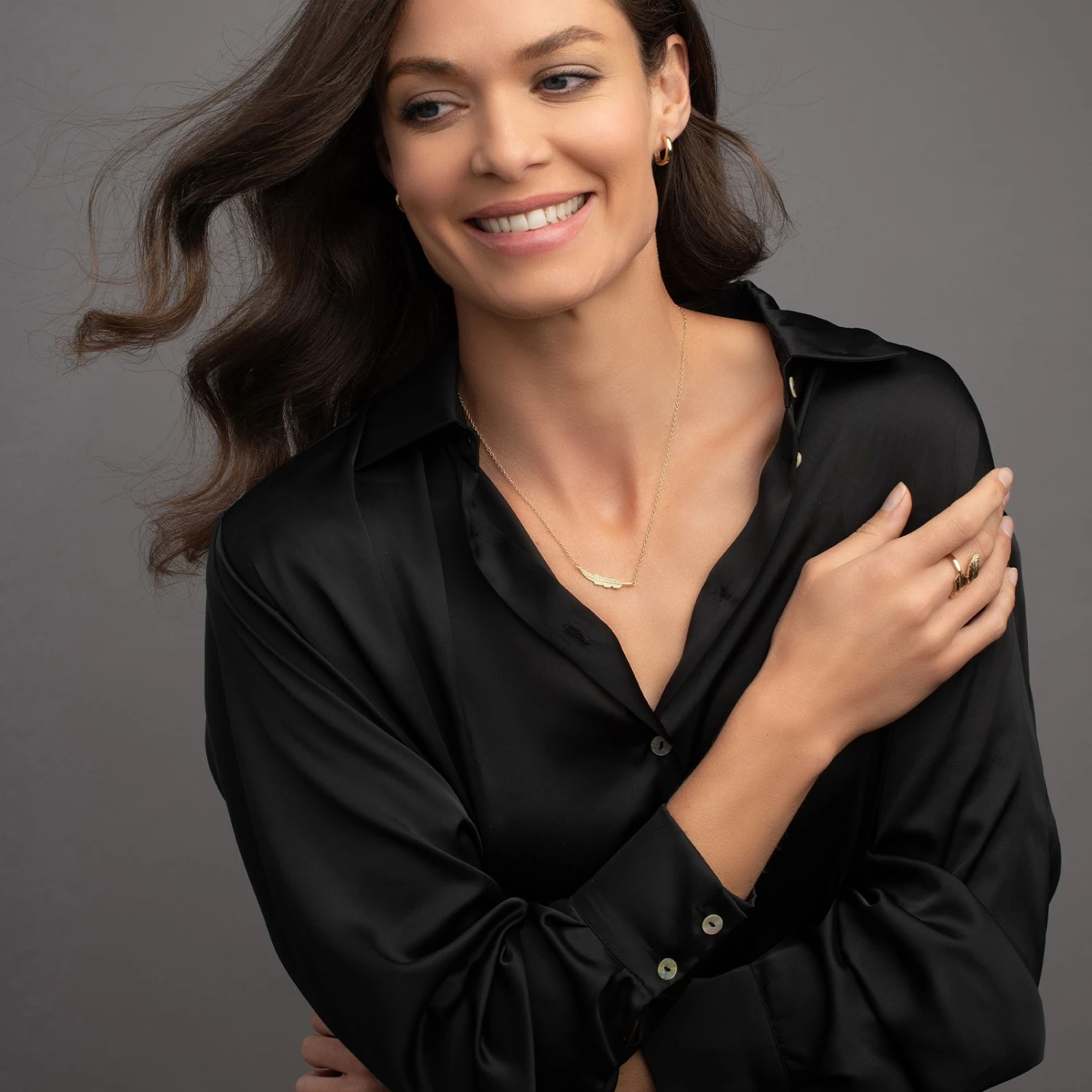 Chisholm Hunter Sterling Silver Yellow Gold Plated Feather Necklace 6 Chisholm Hunter Sterling Silver Yellow Gold Plated Feather Necklace - Image 4