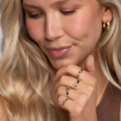 Chisholm Hunter Sterling Silver Yellow Gold Plated Textured Bead Crossover Ring -Chisholm Hunter 4 139 01 0003 om c 3 3