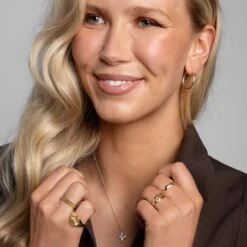 Chisholm Hunter Sterling Silver Yellow Gold Plated Textured Ring -Chisholm Hunter 4 139 01 0005 om c 6