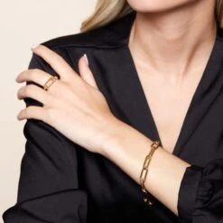 Chisholm Hunter Yellow Gold Plated Graduated Link Bracelet