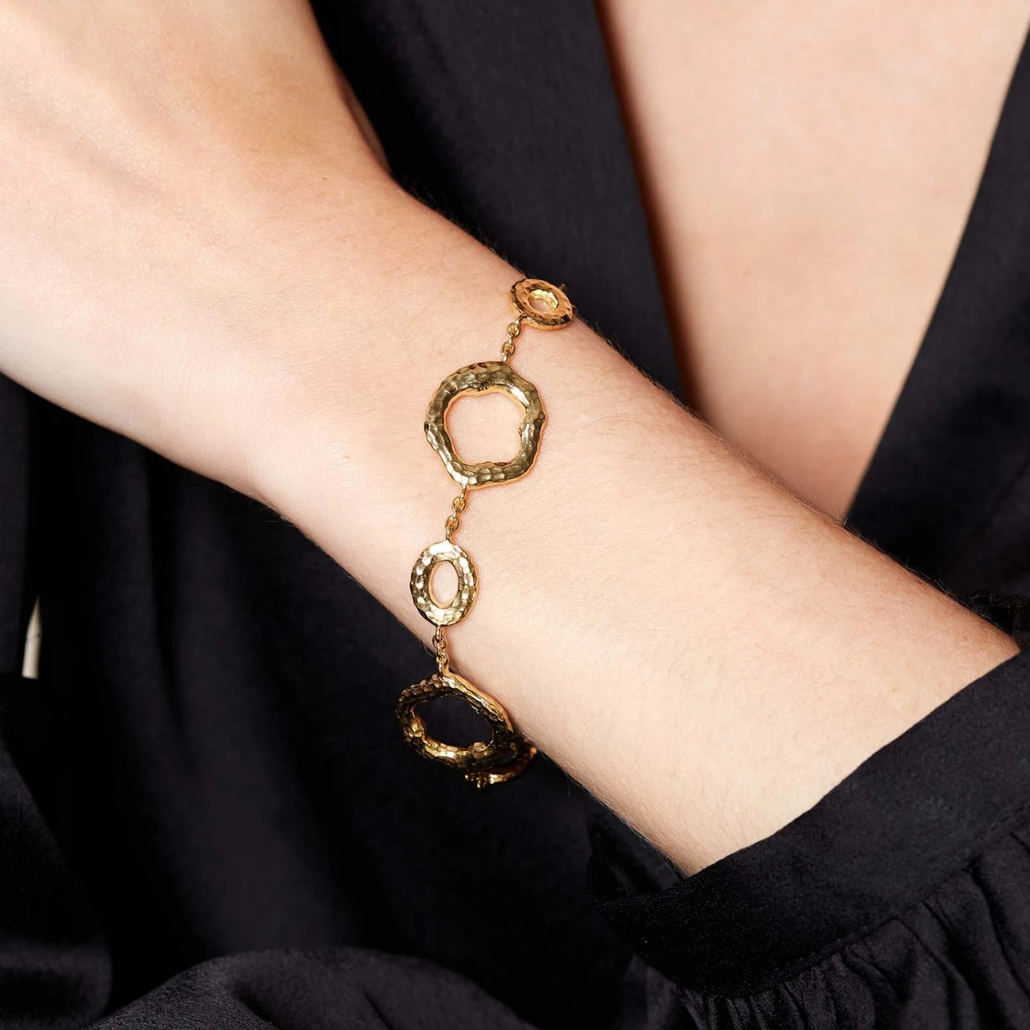 Chisholm Hunter Silver 3 Micron Yellow Gold Plated Hammered Link 19cm Bracelet 4 Chisholm Hunter Silver 3 Micron Yellow Gold Plated Hammered Link 19cm Bracelet - Image 2