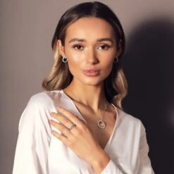 Chisholm Hunter 9ct White Gold Brilliant Cut 0.18ct Diamond Fancy Band -Chisholm Hunter 5 4