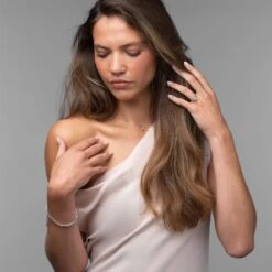 Chisholm Hunter Platinum Lab Grown 2.00ct Oval Diamond Solitaire Ring 11 Chisholm Hunter Platinum Lab Grown 2.00ct Oval Diamond Solitaire Ring -Chisholm Hunter 61 01 03 0003 ls